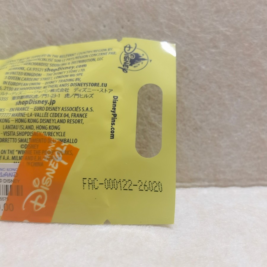 Disney Magical Hat Mystery Pin Blind Bag Random 1 Pin - Hong Kong Disneyland, Magical Hat, Mystery Pin - Disney collectible pin on BALELE thumbnail