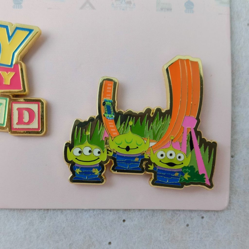 HKDL Hong Kong Disneyland Park Landmark Series Toy Story Land Alien Slinky Coaster 2pc Enamel Pin Set - Hong Kong Disneyland, Toy Story 5, HK Disneyland...