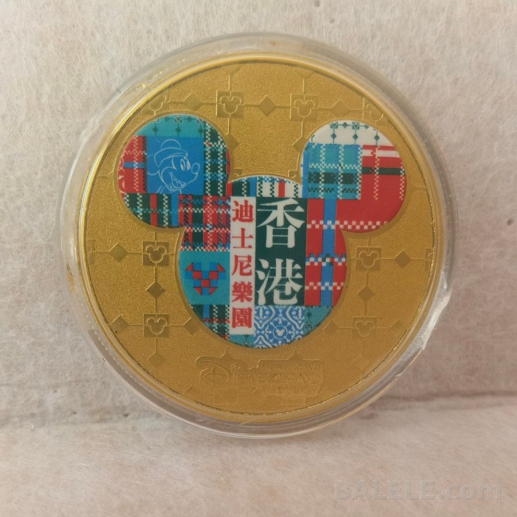 Hong Kong Disneyland 2005 Travel Style Mickey Minnie Two-Sided Plaid Ear Enamel Collectible Coin - Hong Kong Disneyland, Mickey and friends, Disney Coll...
